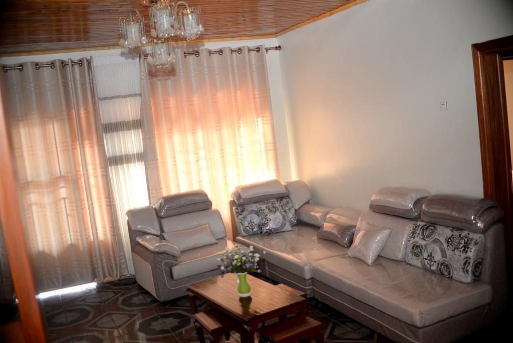 Keva Guest House Кигали Экстерьер фото